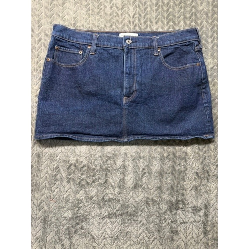 Abercrombie & Fitch Dark Wash Denim Mini Skirt Mid Rise Blue Size 32 0813